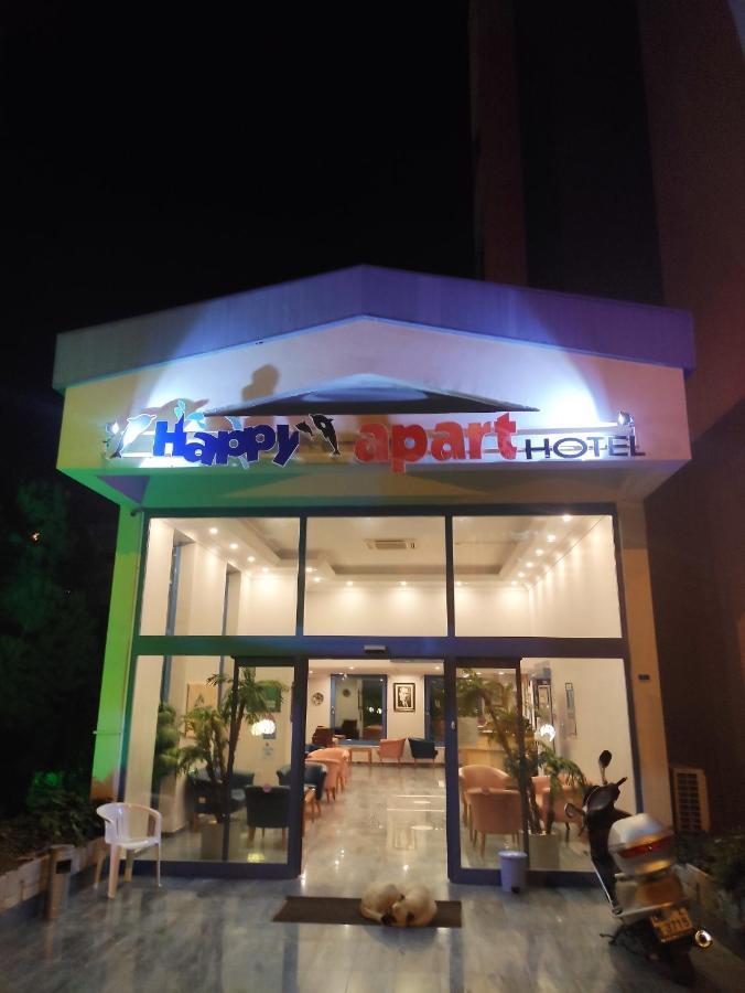 Happy Aparthotel 3*