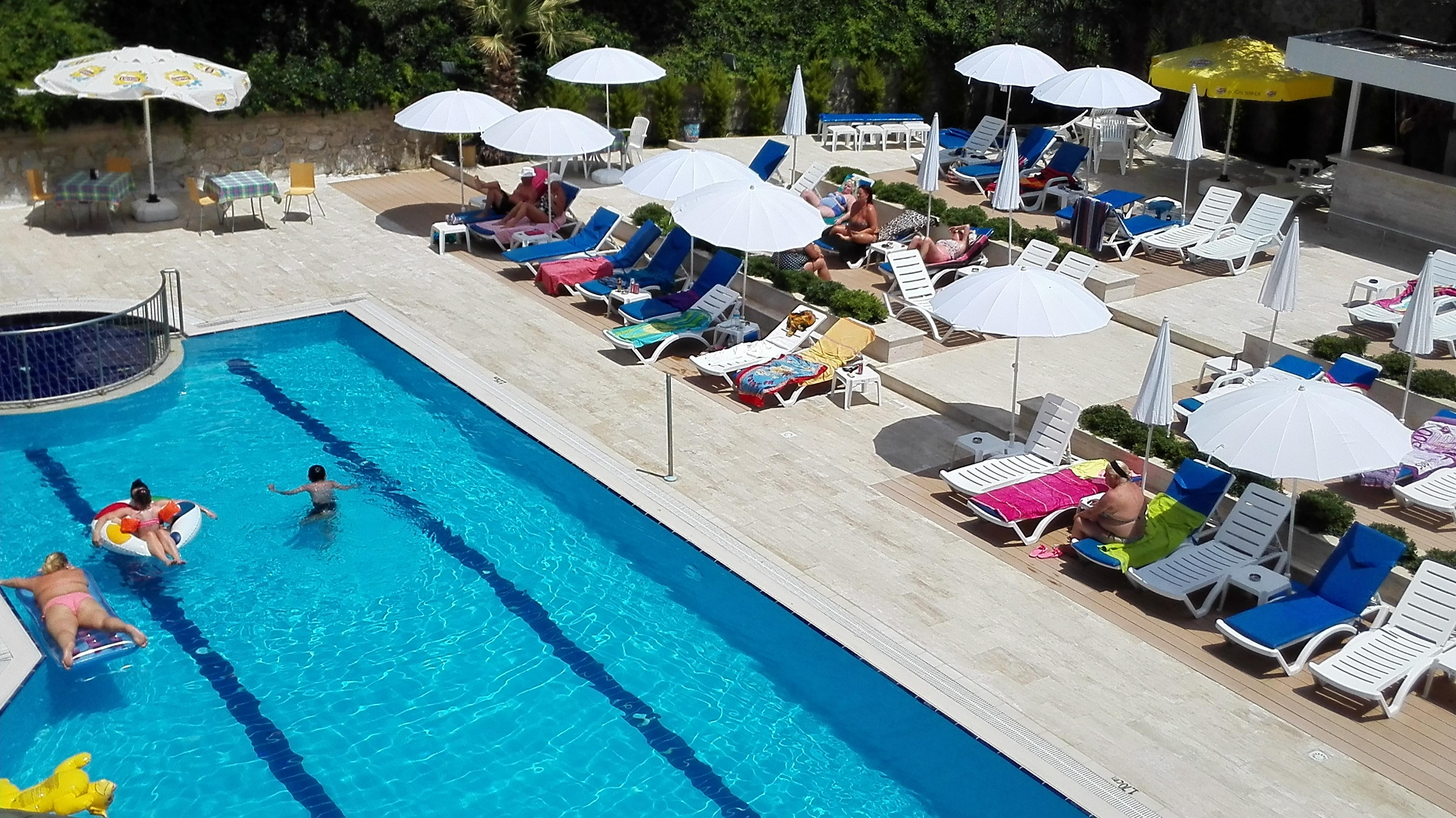 Apart Otel Happy