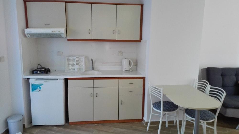 Aparthotel Happy